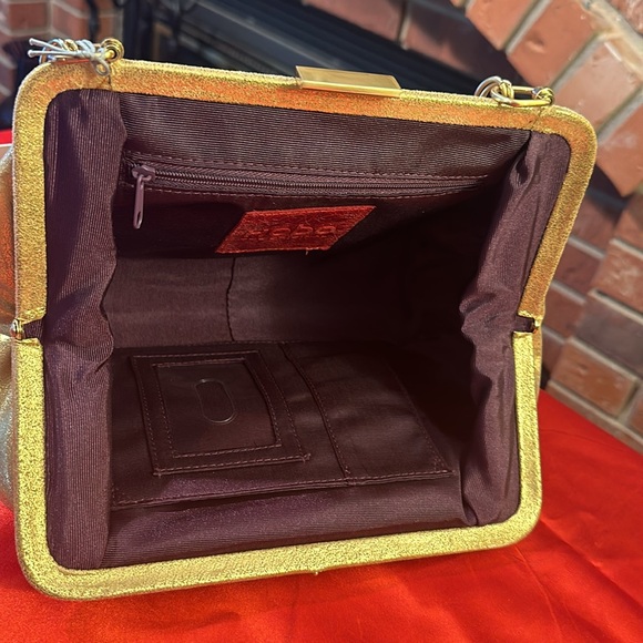 WOW POSHMARK - Authentic NWT Gold Leather HOBO Friday Date Night Supermodel Bag - Picture 16 of 16